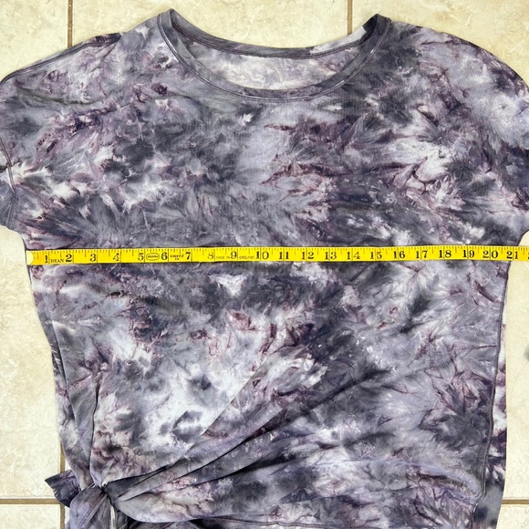 Lululemon To the Point Mist Diamond Dye Glacier Grey, see measurement 4 size - Picture 13 of 15